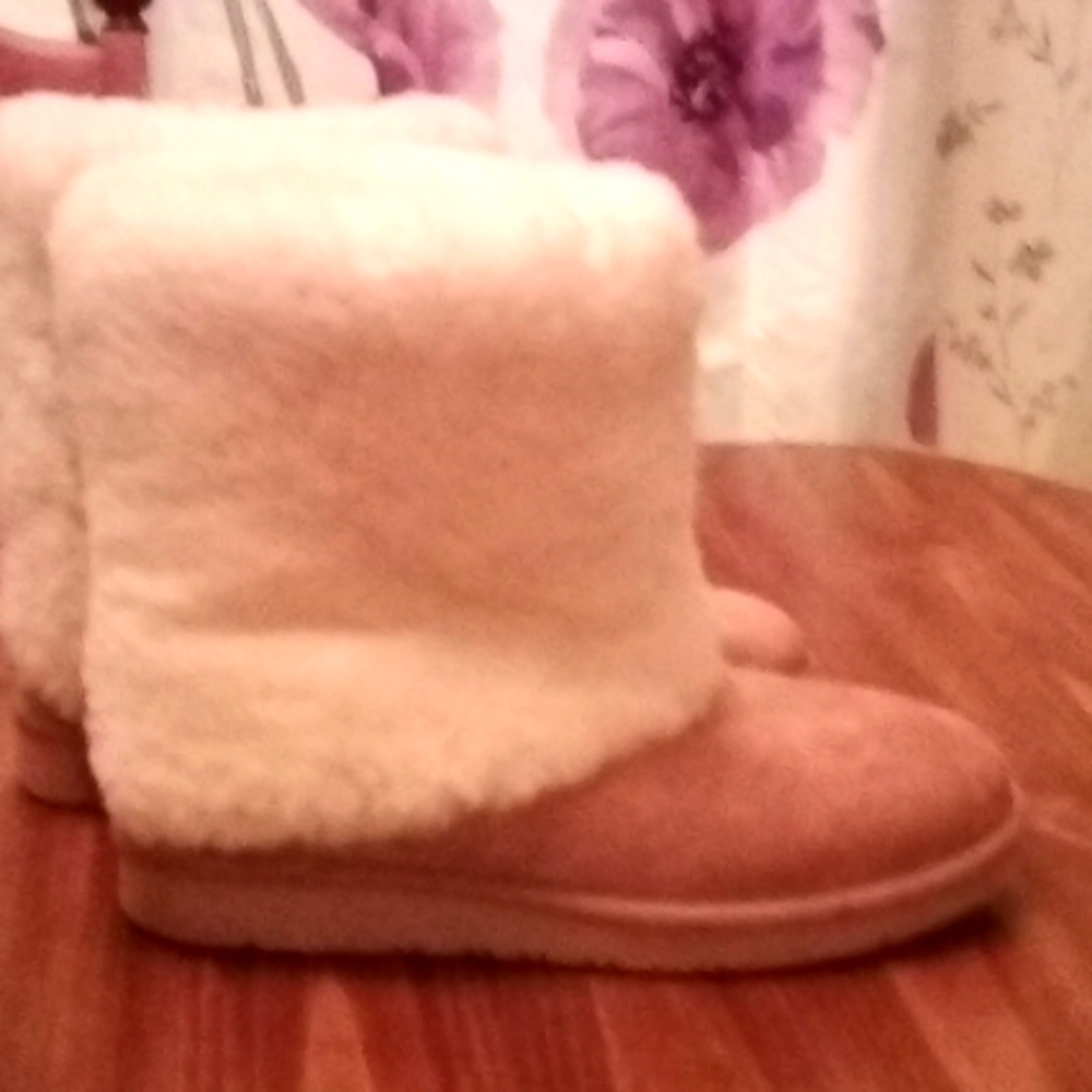 Ugg Maylin Chestnut Boots